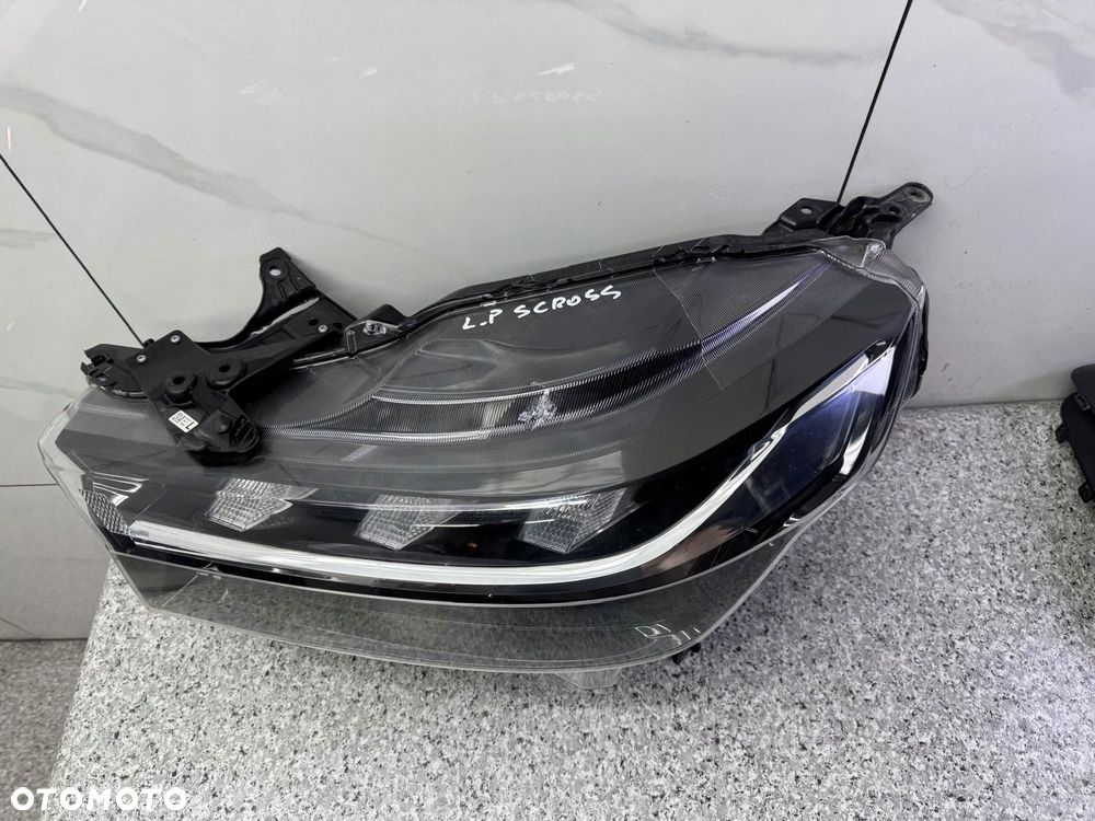 lampa lewy przód suzuki s-cross ii 2021- - 2