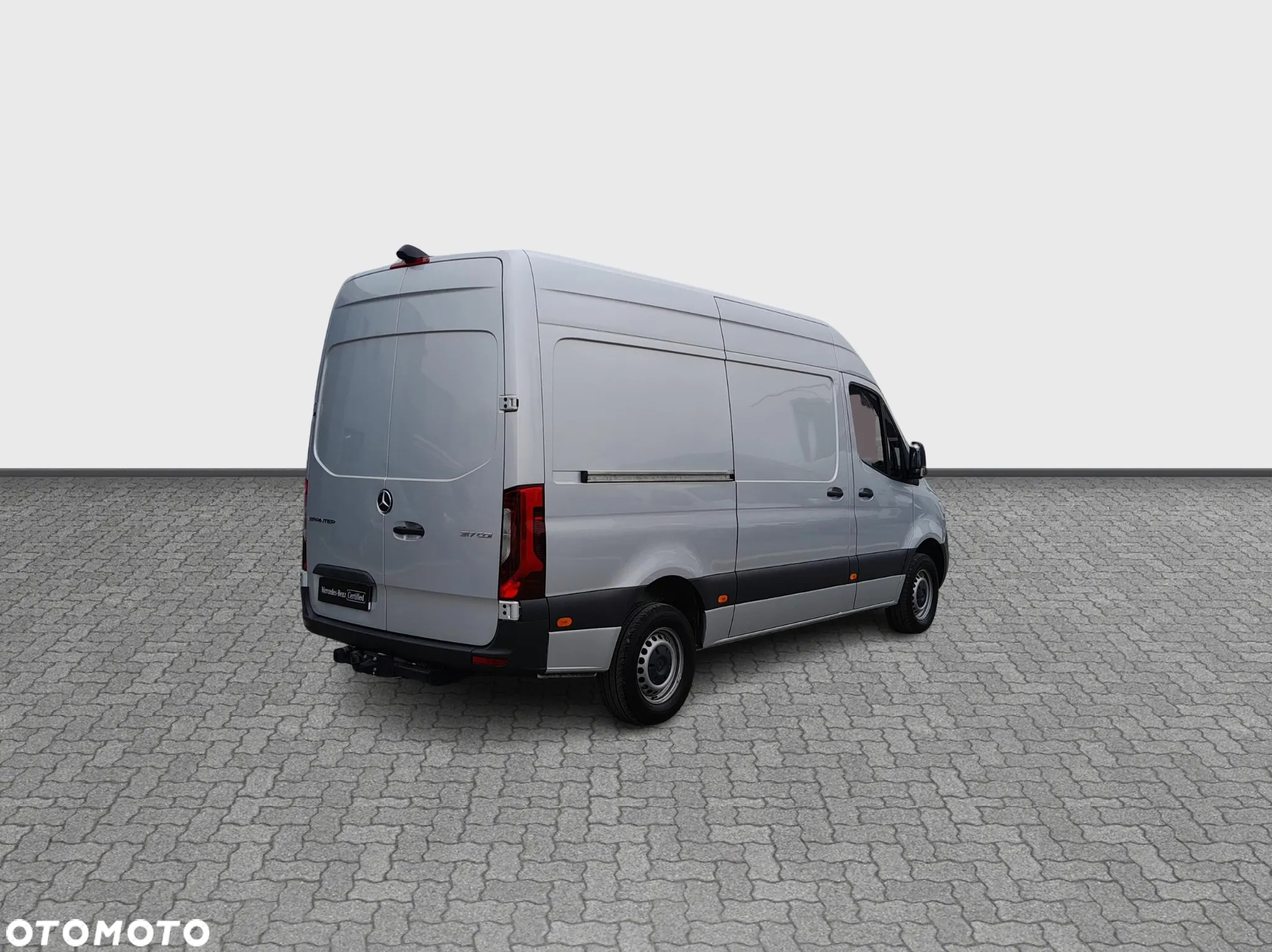 Mercedes-Benz Sprinter - 5