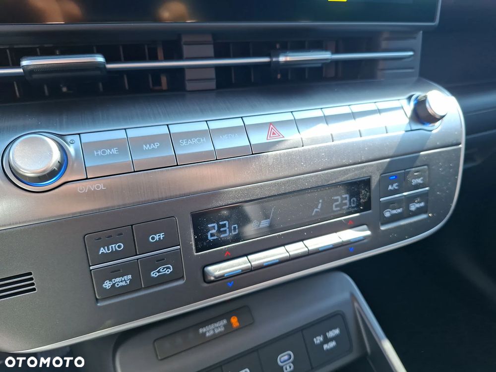 Hyundai Kona 65kWh Executive - 28