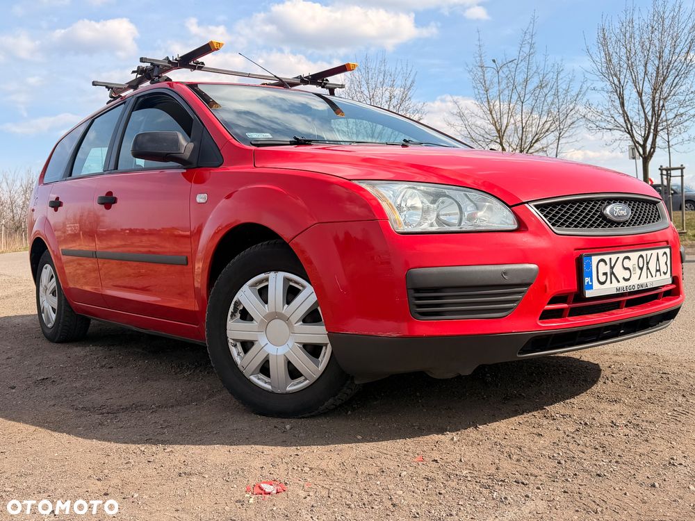 Ford Focus 1.6 Ambiente - 1