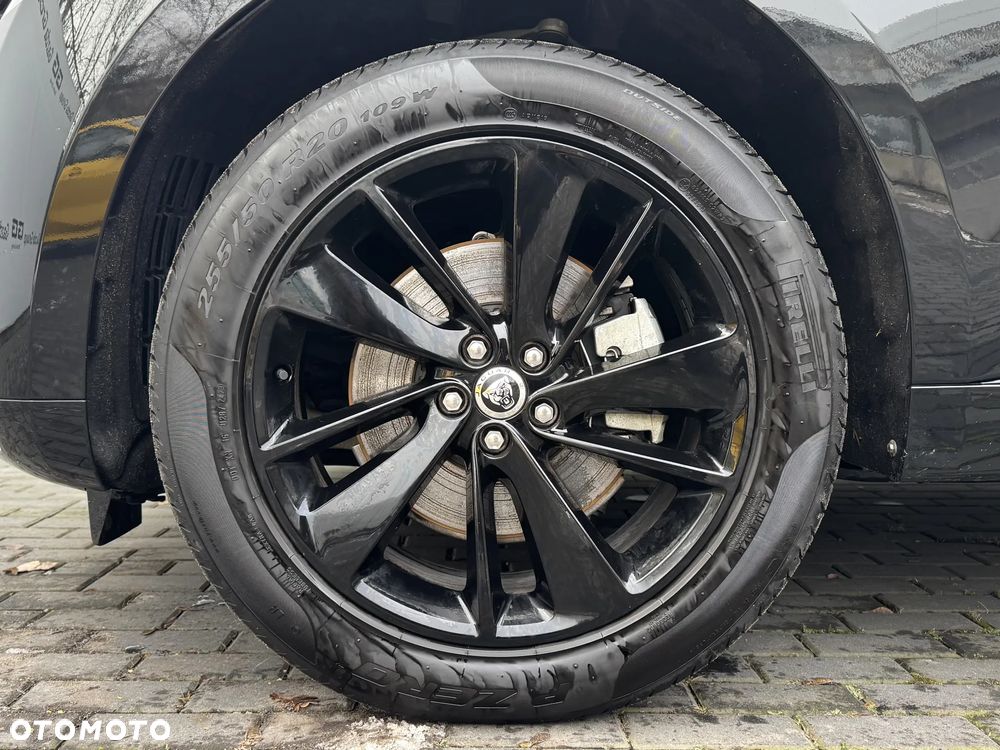 Jaguar F-Pace D200 AWD R-Dynamic SE - 8