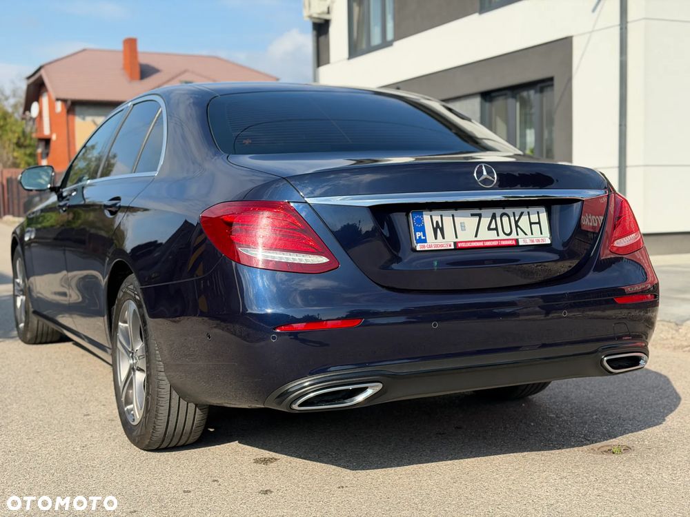 Mercedes-Benz Klasa E 220 d 4-Matic 9G-TRONIC - 6