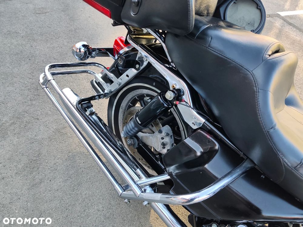 Harley-Davidson Touring Electra Glide - 18