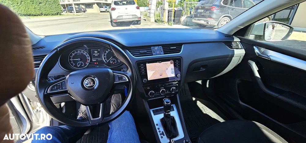 Skoda Octavia 1.6 TDI DSG Ambition - 7