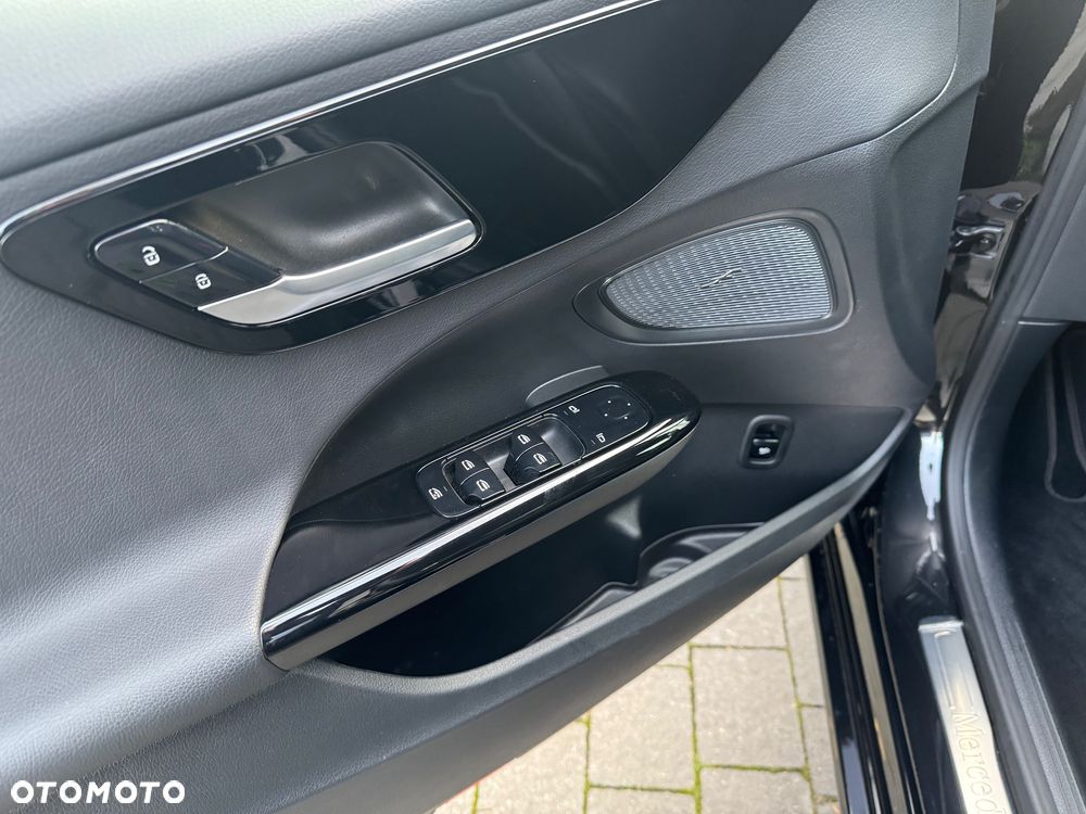 Mercedes-Benz Klasa C 220 d mHEV Avantgarde - 12