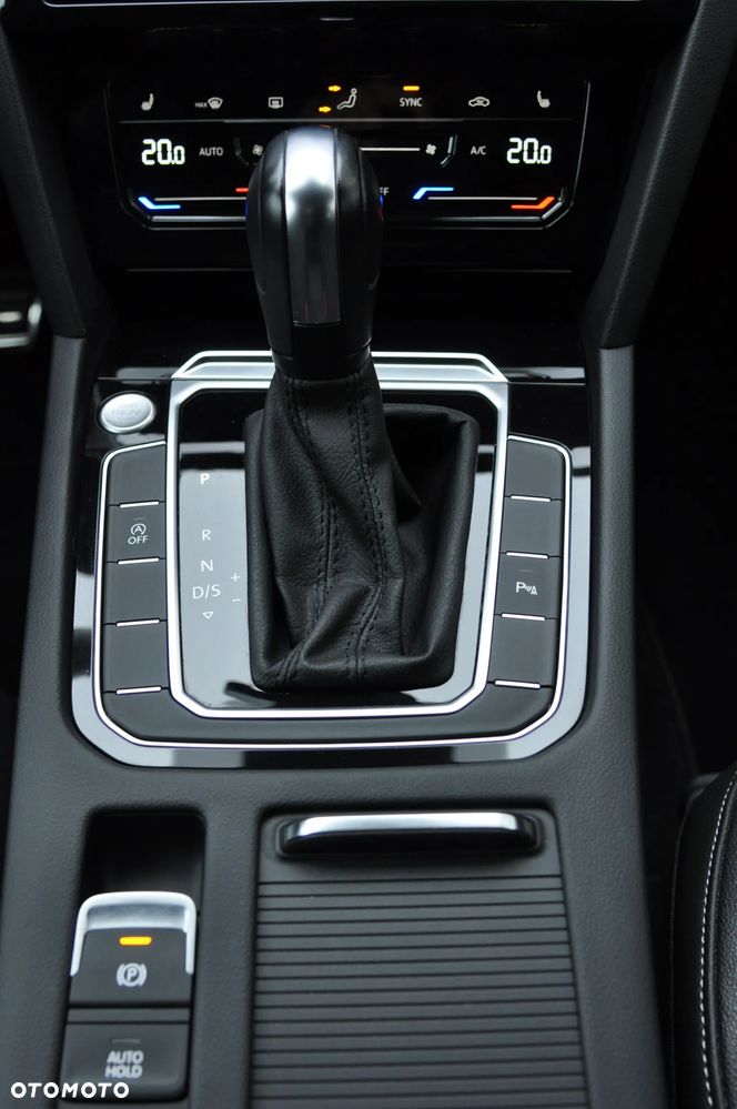 Volkswagen Arteon 2.0 TSI Elegance DSG - 19