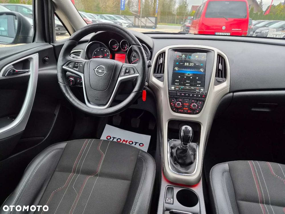 Opel Astra 1.4 Turbo Cosmo - 21