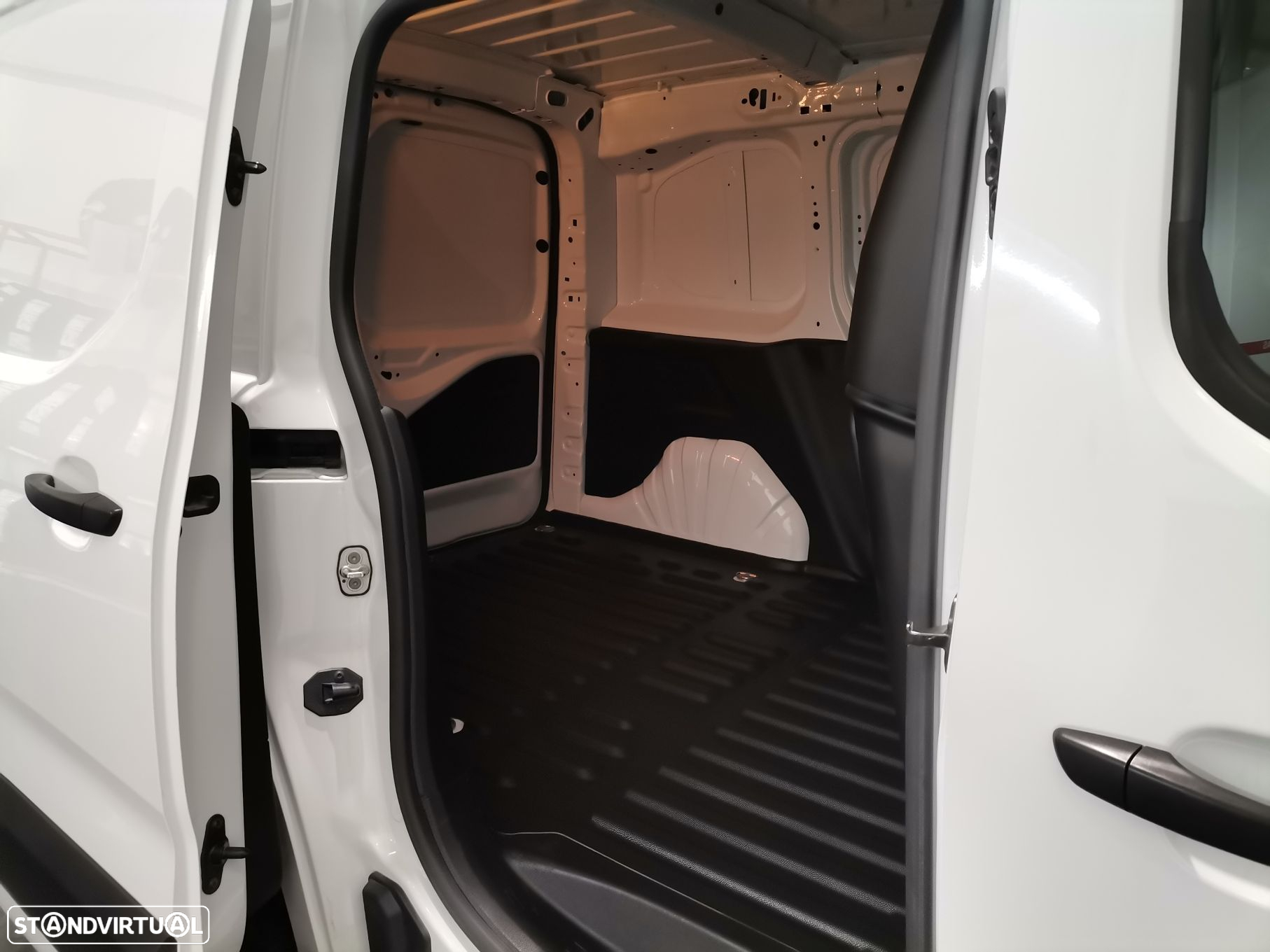 Toyota Proace - 10