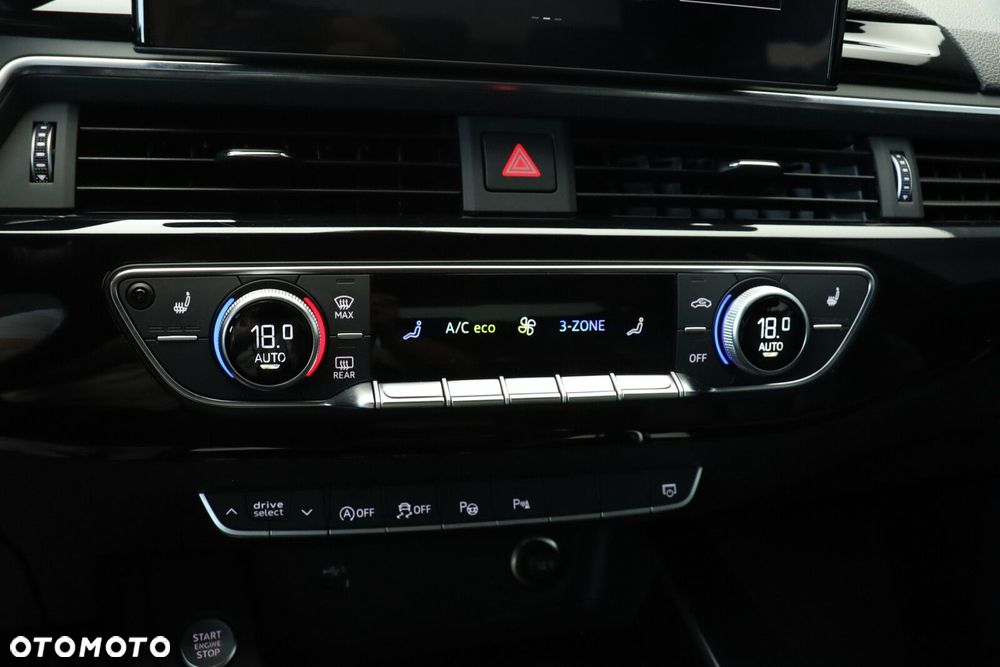 Audi A4 Limousine - 31