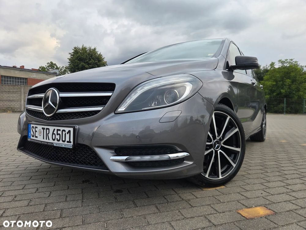 Mercedes-Benz Klasa B 180 7G-DCT UrbanStyle Edition - 2