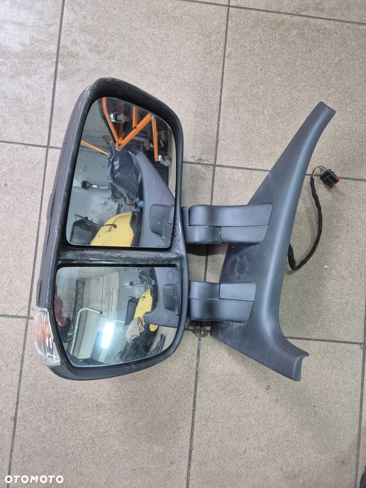 LUSTERKO LEWE IVECO DAILY III IV LIFT  11-14r. - 1