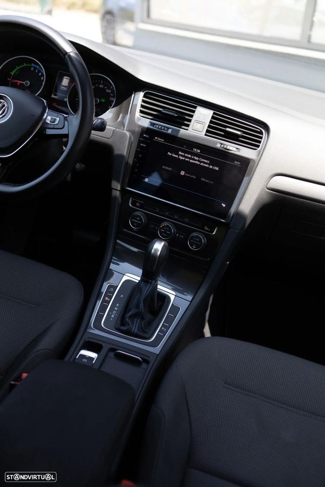 VW e-Golf Standard - 28