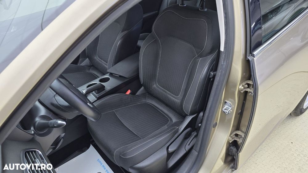 Renault Megane Blue dCi 116 EDC Zen - 13