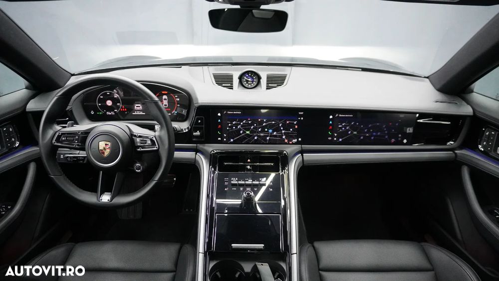 Porsche Panamera 4 - 15
