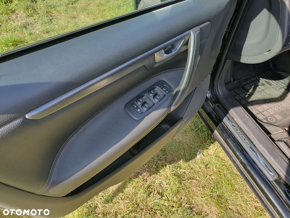 Volvo S60 2.4D Kinetic - 4