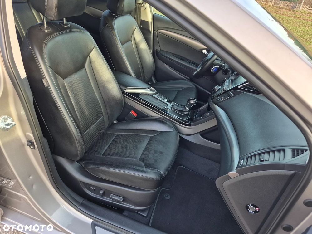 Hyundai i40 Kombi 1.7 CRDi DCT Premium - 18