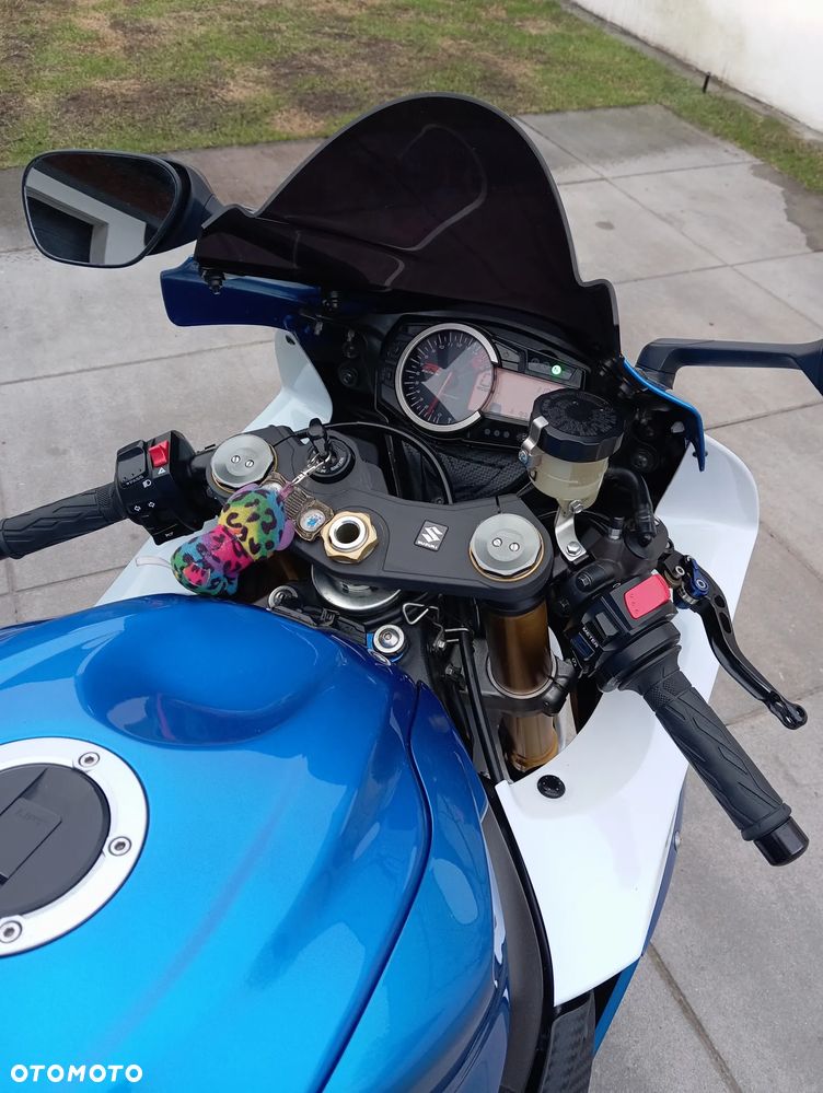 Suzuki GSX-R - 17