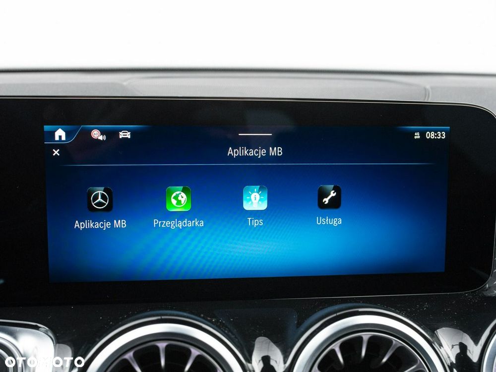 Mercedes-Benz GLB 200 d 4-Matic AMG Line 8G-DCT - 18