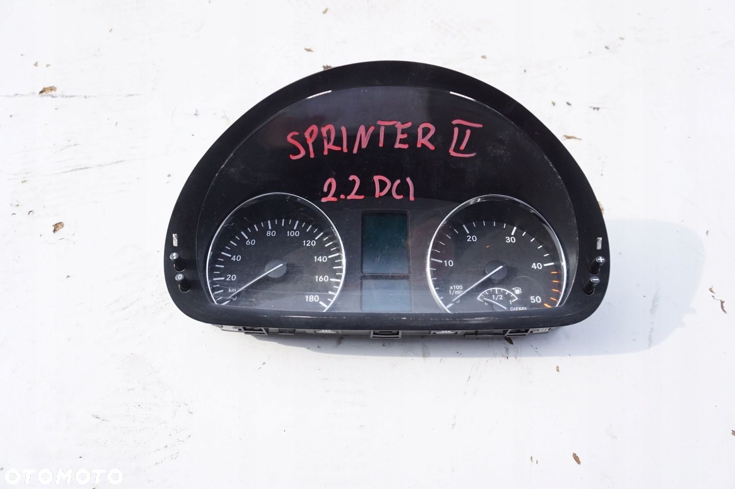 LICZNIK A9069002400 MERCEDES SPRINTER W906 2.2 CDI - 1