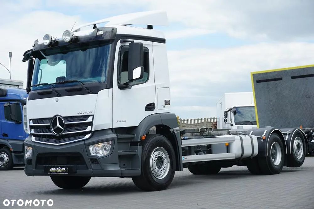 Mercedes-Benz / ANTOS / 2535 / ACC / E 6 / BDF + WINDA / 7.15 , 7.45, 7.82 M / OŚ SKRĘTNA - 29