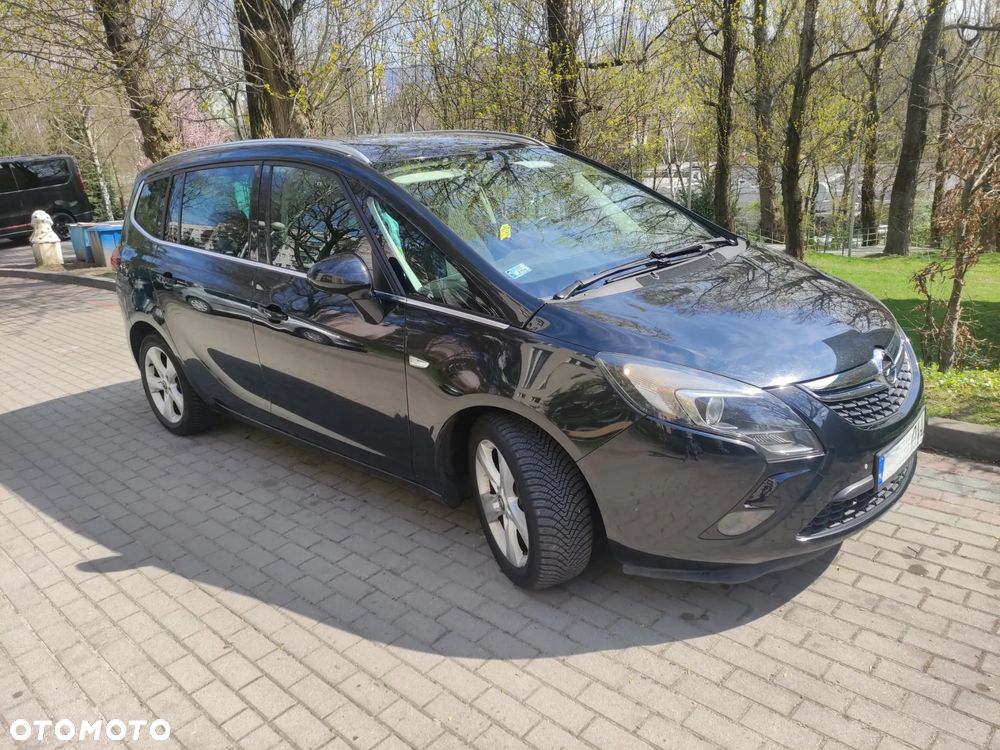 Opel Zafira - 1