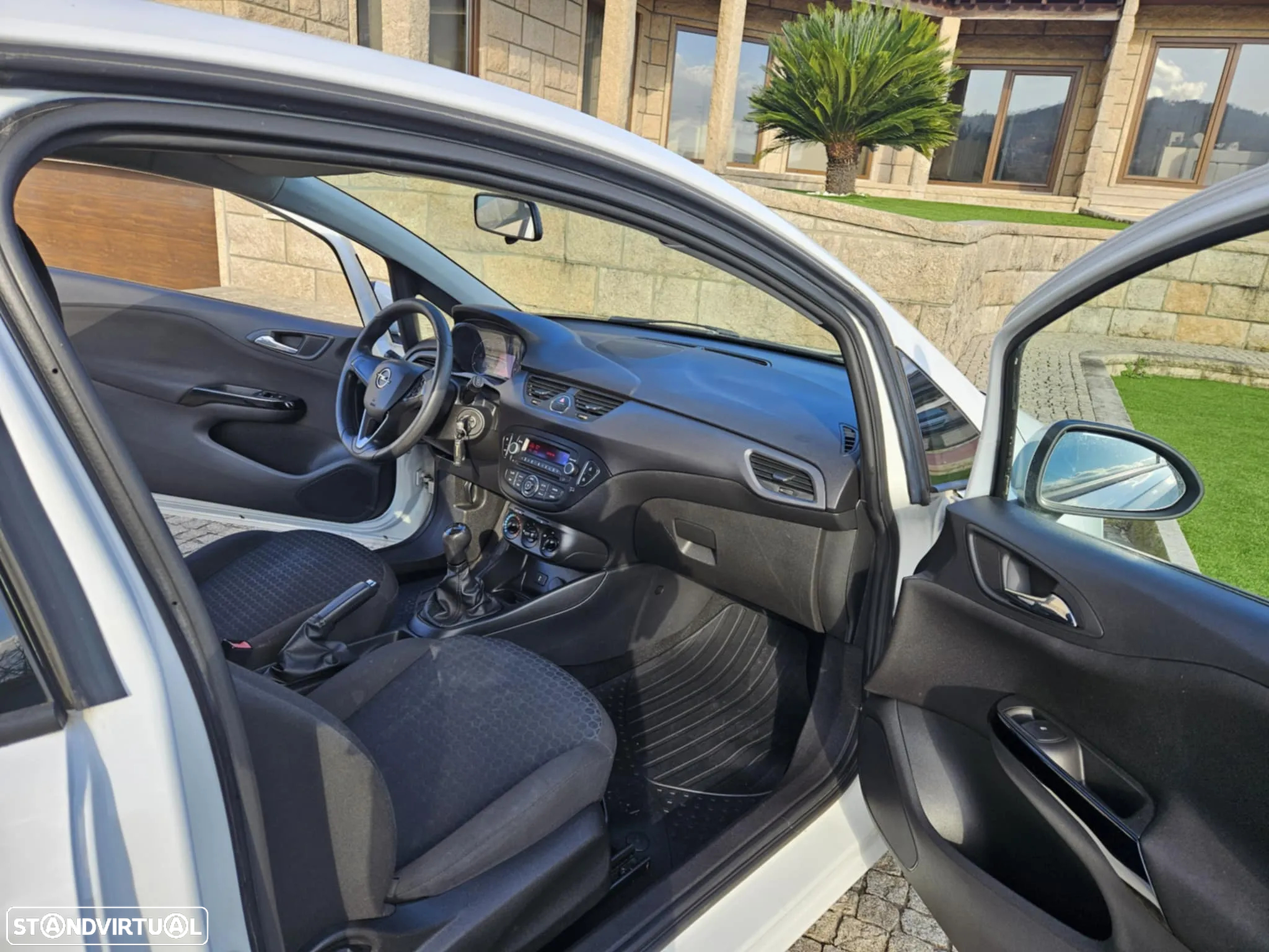 Opel CORSA VAN - 18
