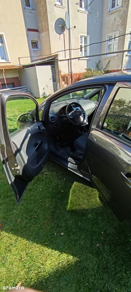 Opel Corsa 1.2 16V Enjoy - 8