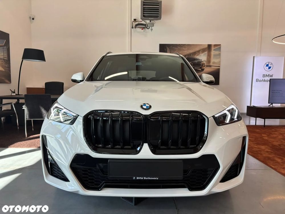 BMW X1 sDrive20i mHEV - 25