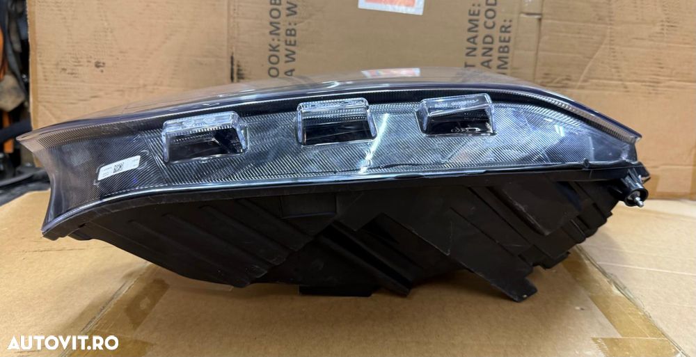 Far stanga full led FORD FOCUS 4 an 2022-2024 cod NX7B-13E015-CF a avut 2 prinderi fisurate si lipite - 3