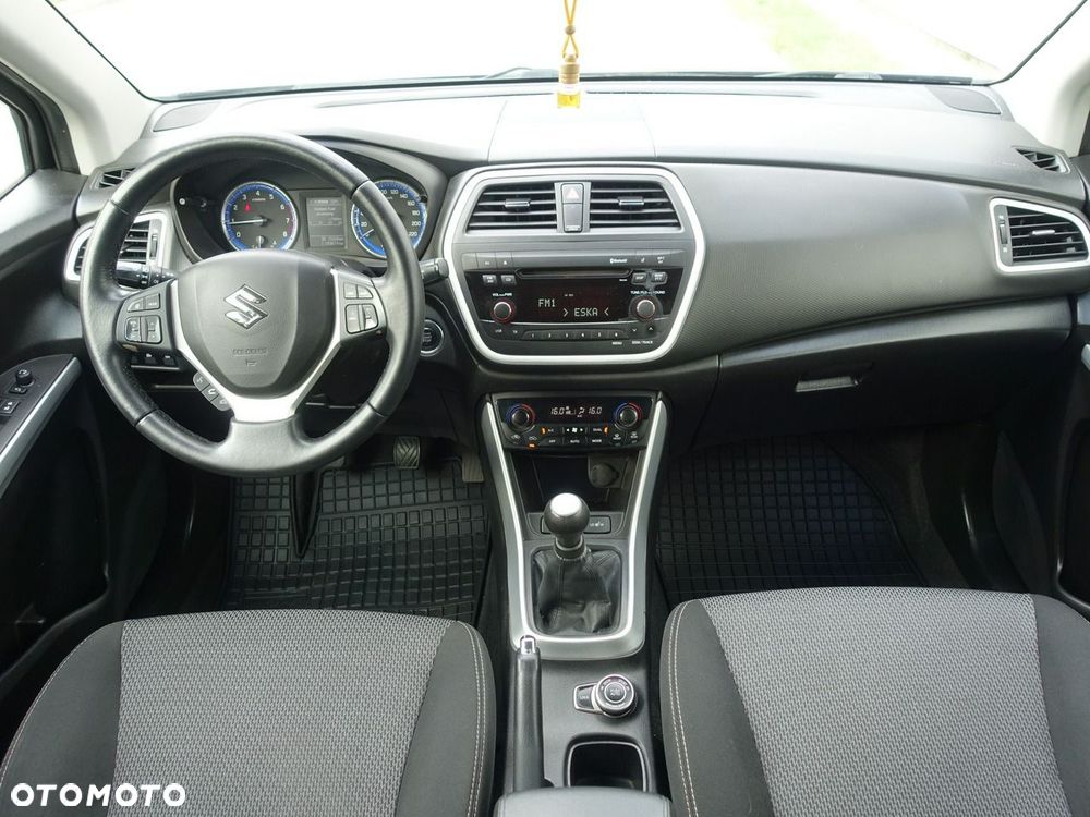 Suzuki SX4 S-Cross - 19