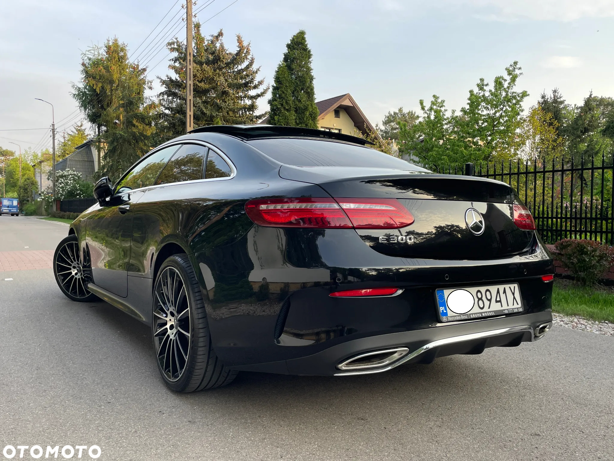Mercedes-Benz Klasa E 300 Coupe 9G-TRONIC - 29