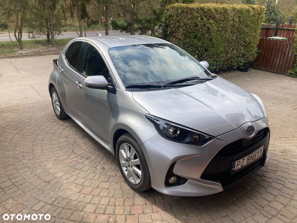Toyota Yaris 1.5 Comfort - 25