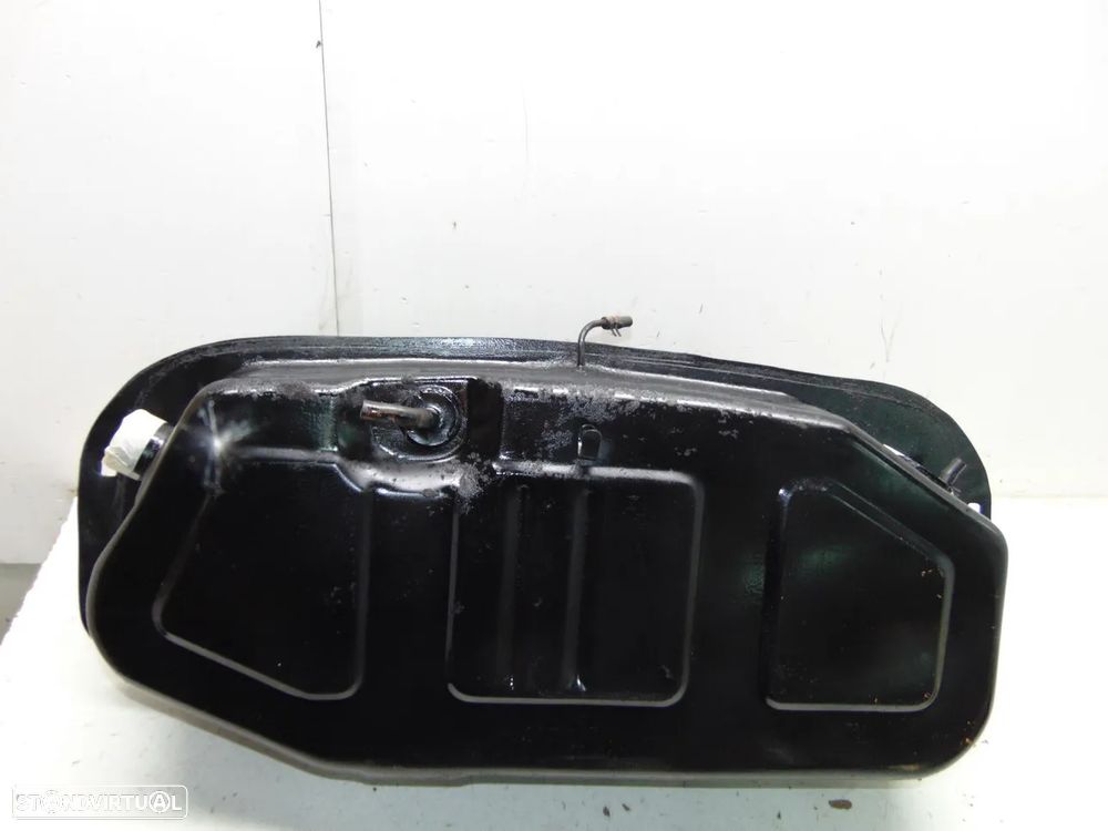 Toyota Corolla KE 20 depósito gasolina - 6