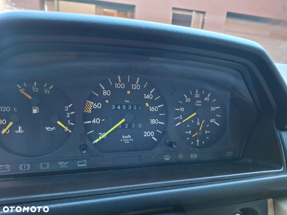 Mercedes-Benz W124 (1984-1993) 1989
