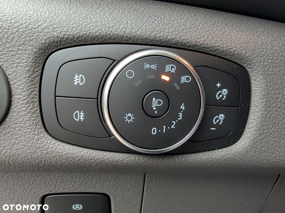 Ford Transit - 20