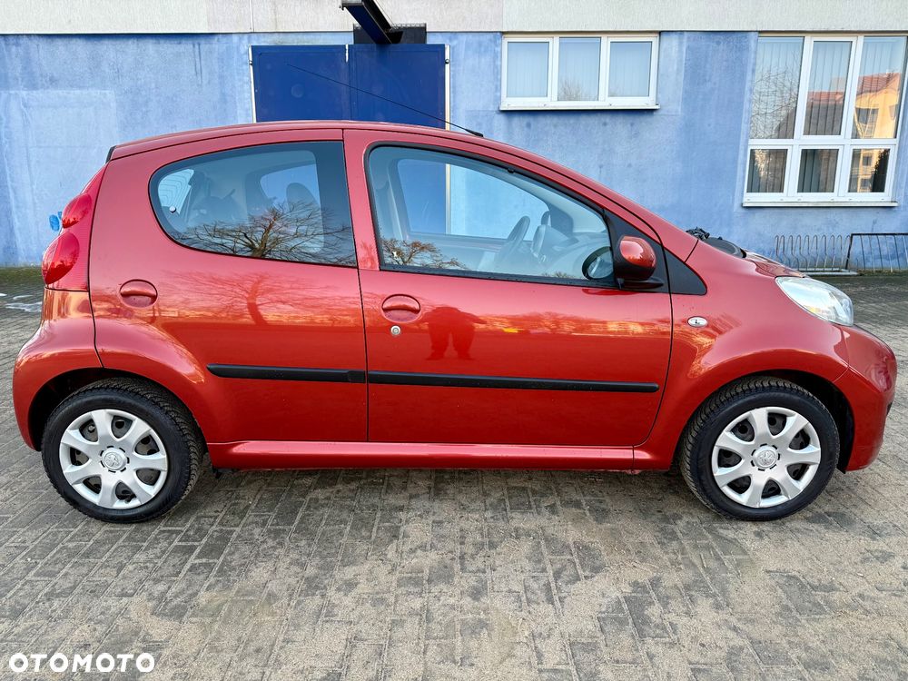 Peugeot 107 1.0 Trendy 2-Tronic - 9