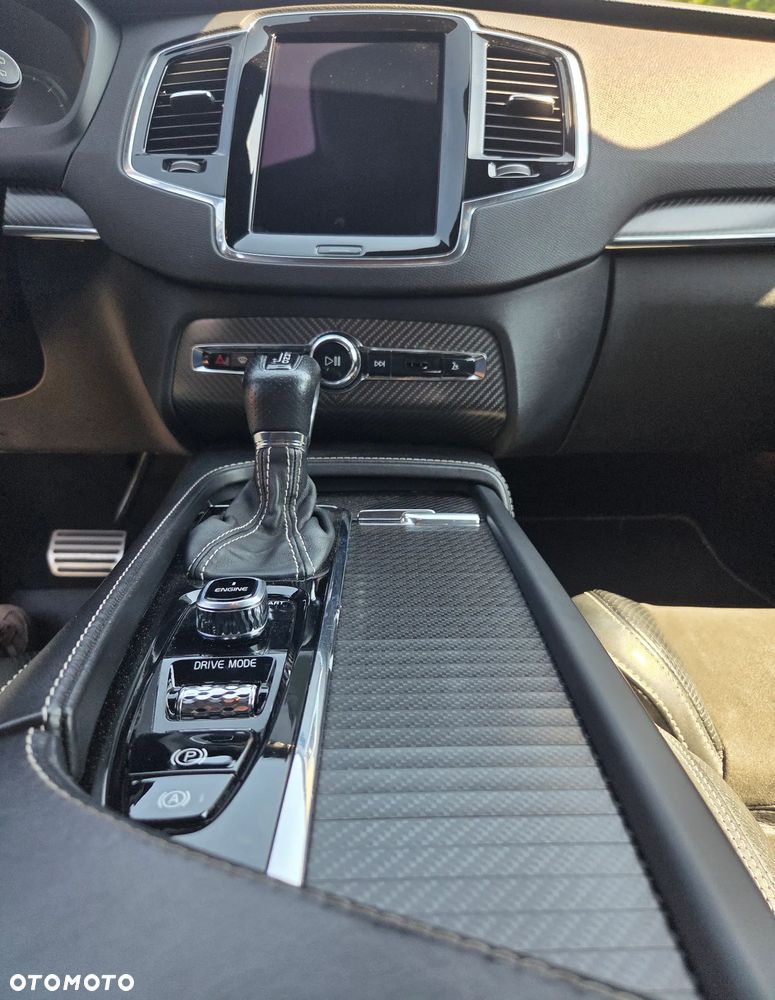 Volvo XC 90 D5 AWD R-Design 7os - 16