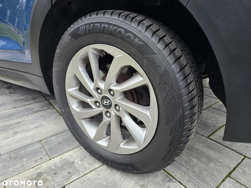 Hyundai Tucson 2.0 CRDI 2WD Style - 29