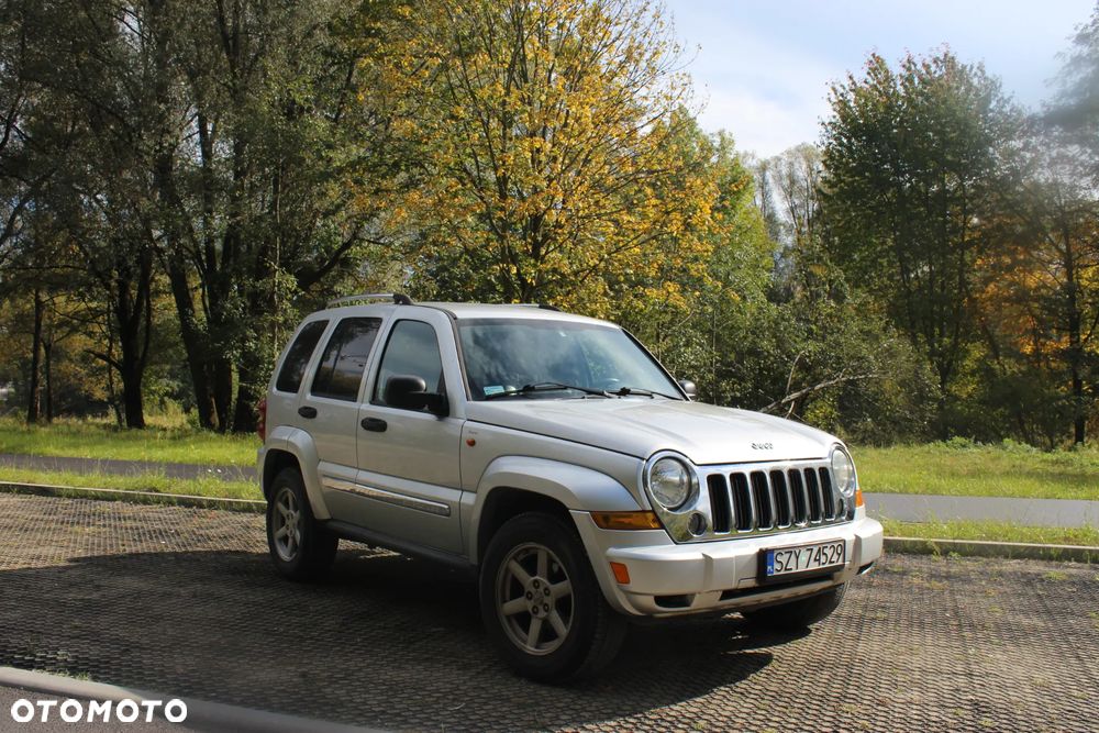 Jeep Cherokee - 3