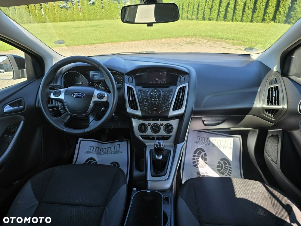Ford Focus - 28