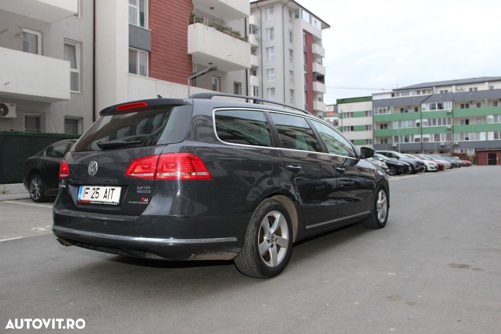 Volkswagen Passat 2.0 TDI DPF Blue TDI DSG Comfortline - 4