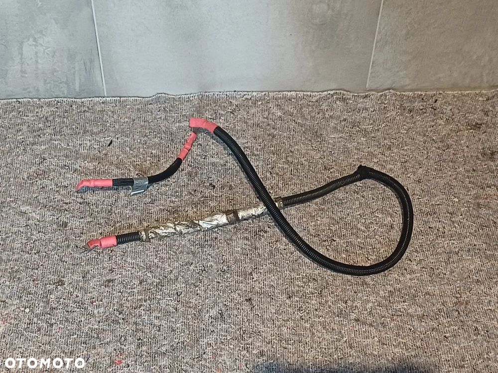 NR 32 Przewód kabel alternatora rozrusznika do BMW X5 E70 3.0 7807802 - 2