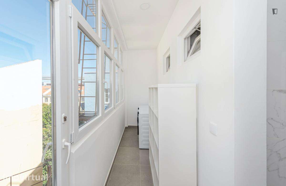 Quarto - localizado em Alcântara Lisbon - Grande imagem: 5/17