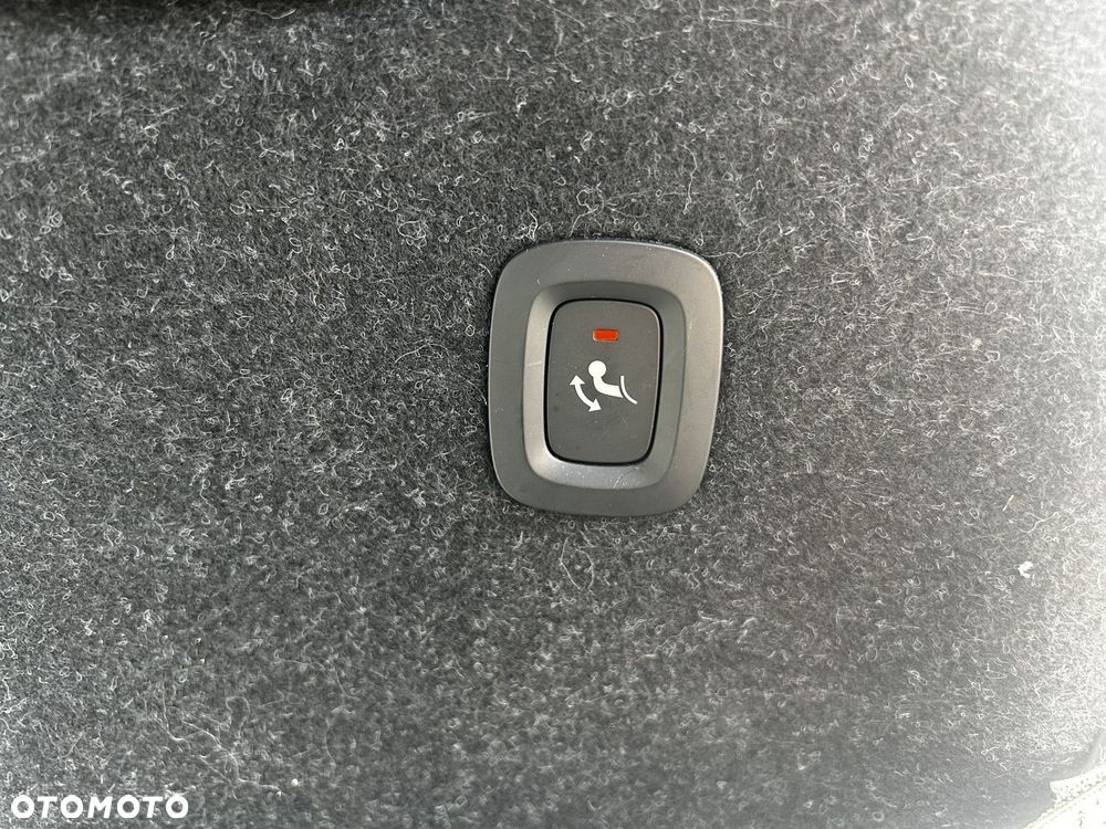 Volvo XC 40 - 32