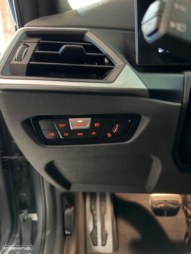 BMW 320 d Pack M Auto - 29