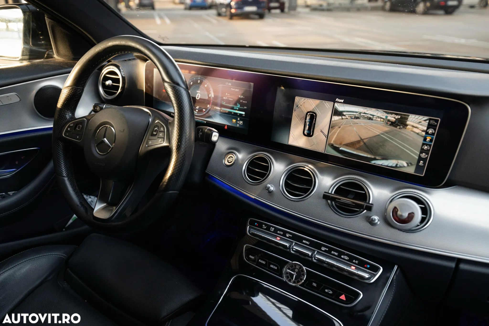 Mercedes-Benz E 220 d Aut. - 1
