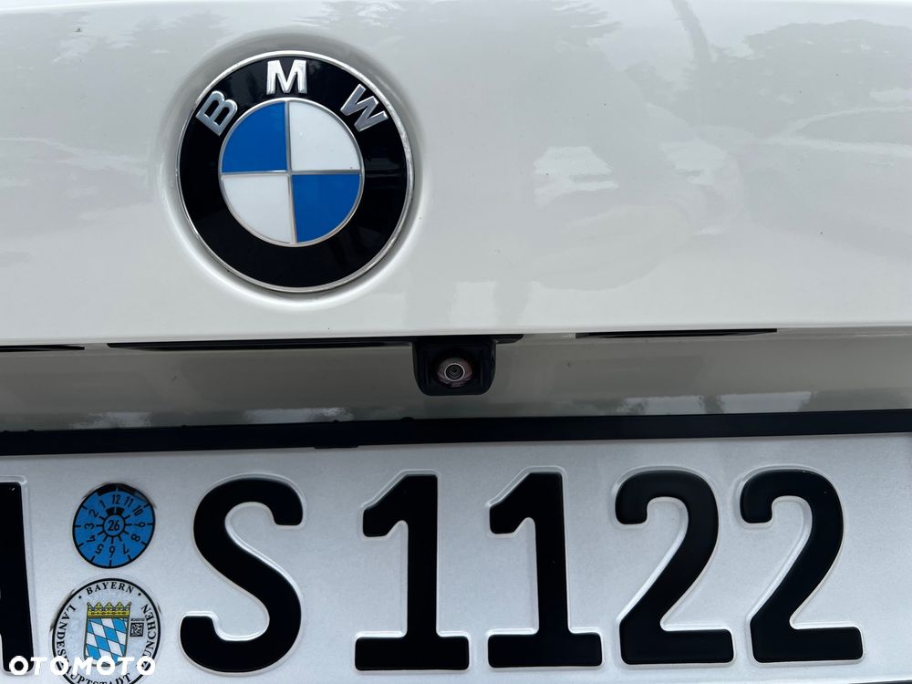 BMW Seria 3 320d xDrive Edition M Sport Shadow - 39