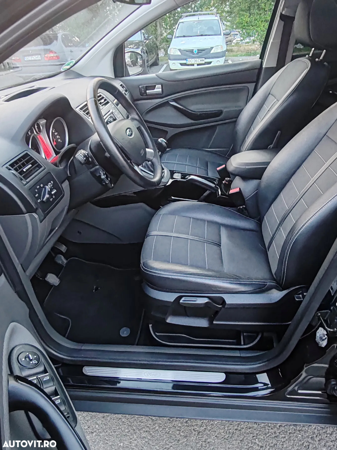 Ford Kuga 2.0 TDCi 4x4 Titanium - 19