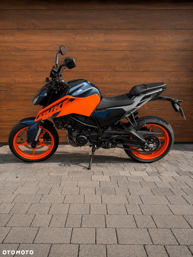 KTM Duke 125 - 9