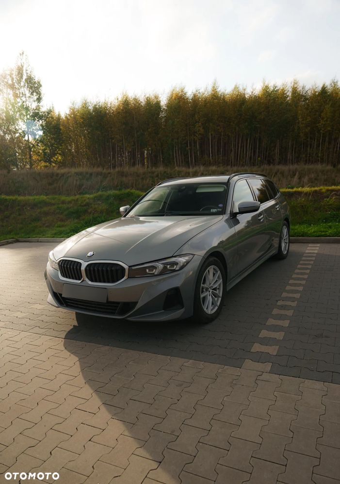 BMW Seria 3 318d MHEV - 8